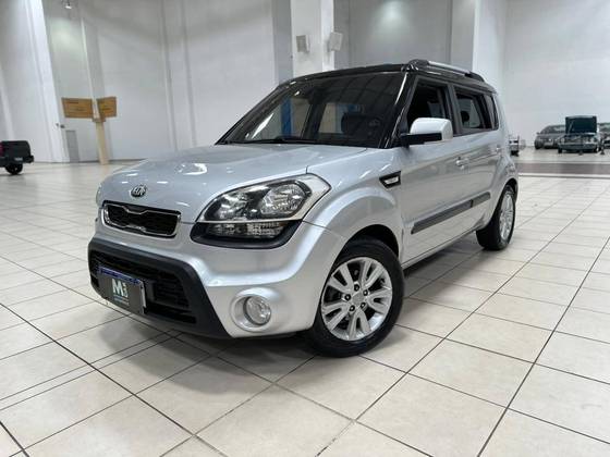 KIA SOUL 1.6 EX 16V FLEX 4P AUTOMÁTICO KIA SOUL 1.6 EX 16V FLEX 4P AUTOMÁTICO